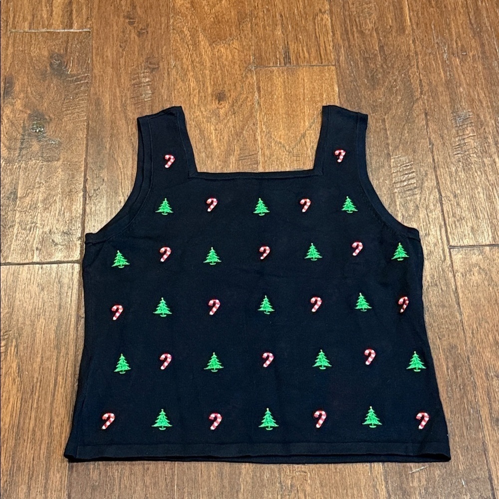 Large ERIN MATTHEWS Festive Black Crop Top with Holiday Embroidery - Picture 2 of 8